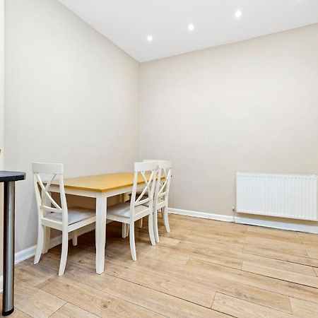 דירות אדינבורו Joivy Cosy 3Bed Family Flat Near Leith מראה חיצוני תמונה